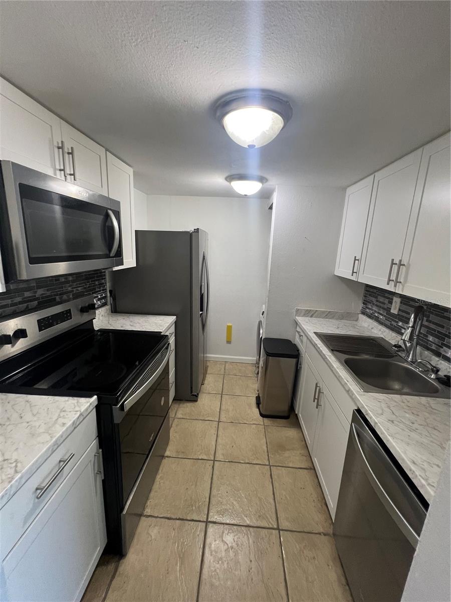 851 SKY LAKE CIR #D, ORLANDO, FL, 32809