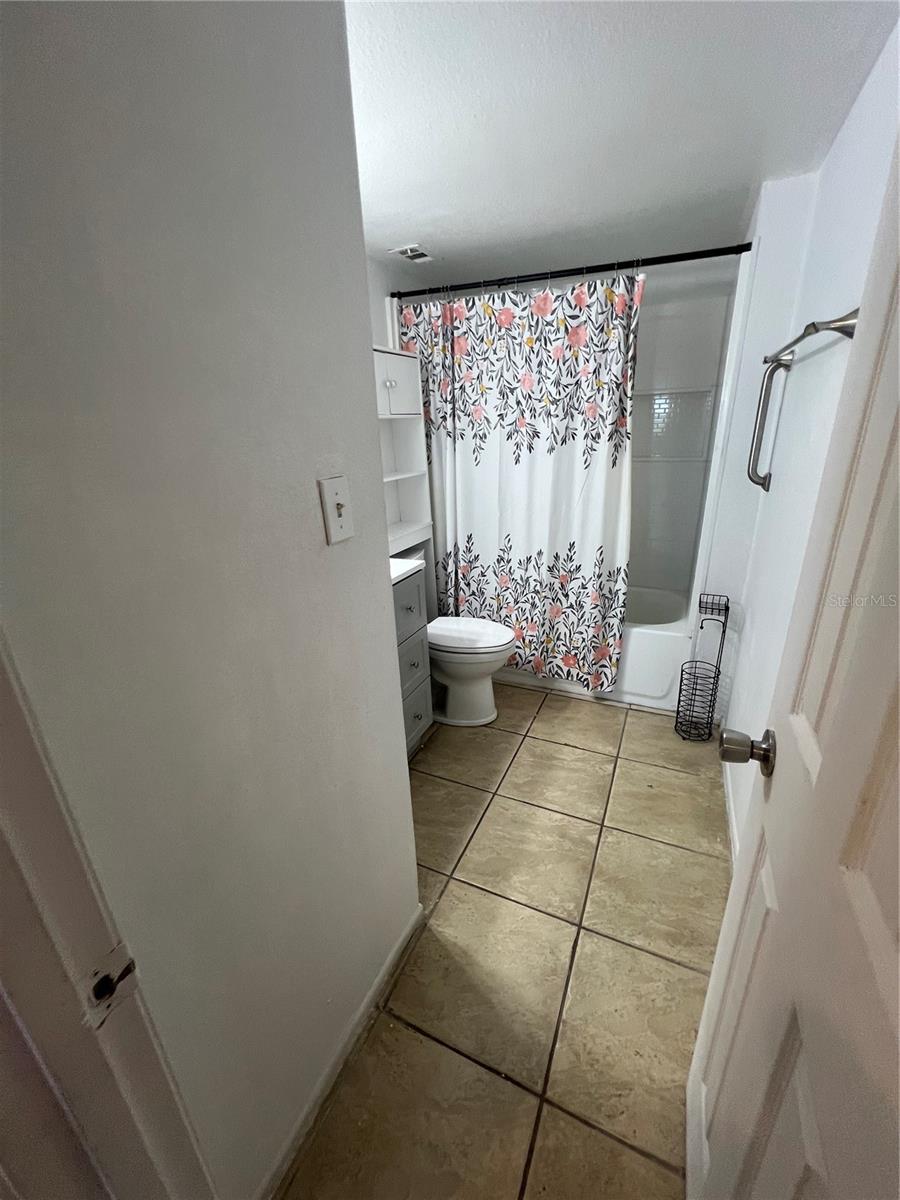 851 SKY LAKE CIR #D, ORLANDO, FL, 32809