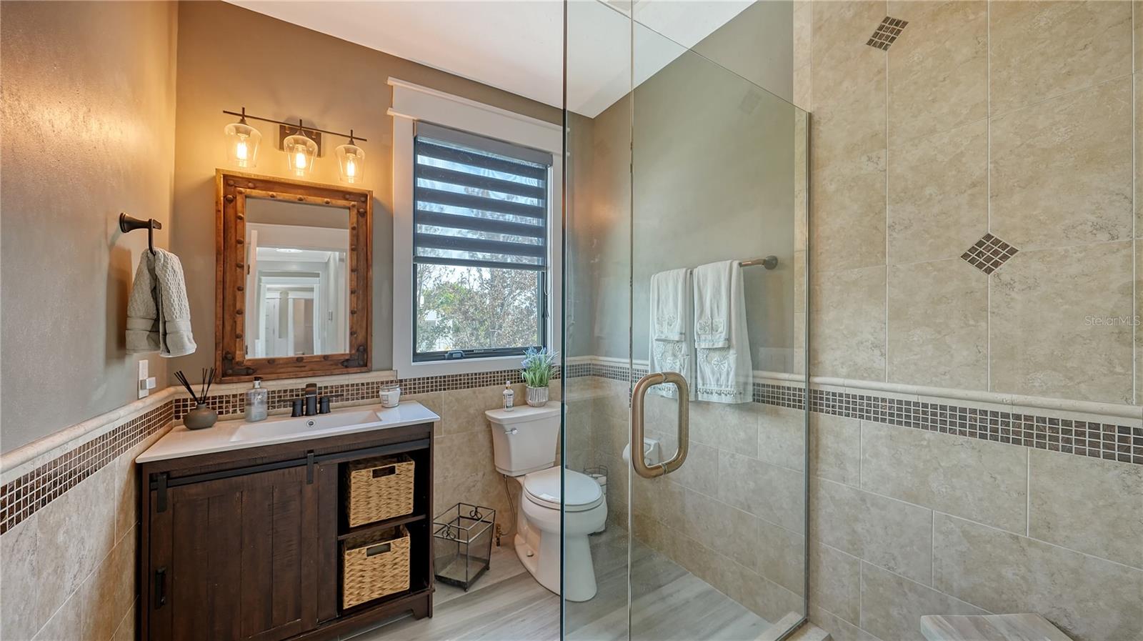 A4668082 Property Photo