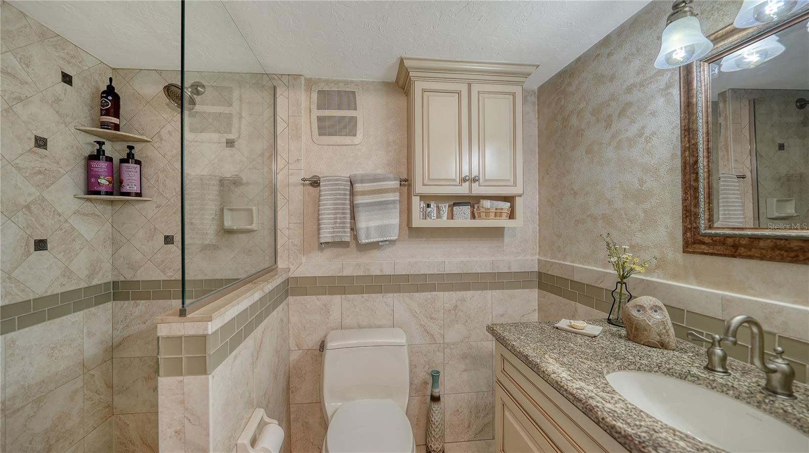 A4668082 Property Photo