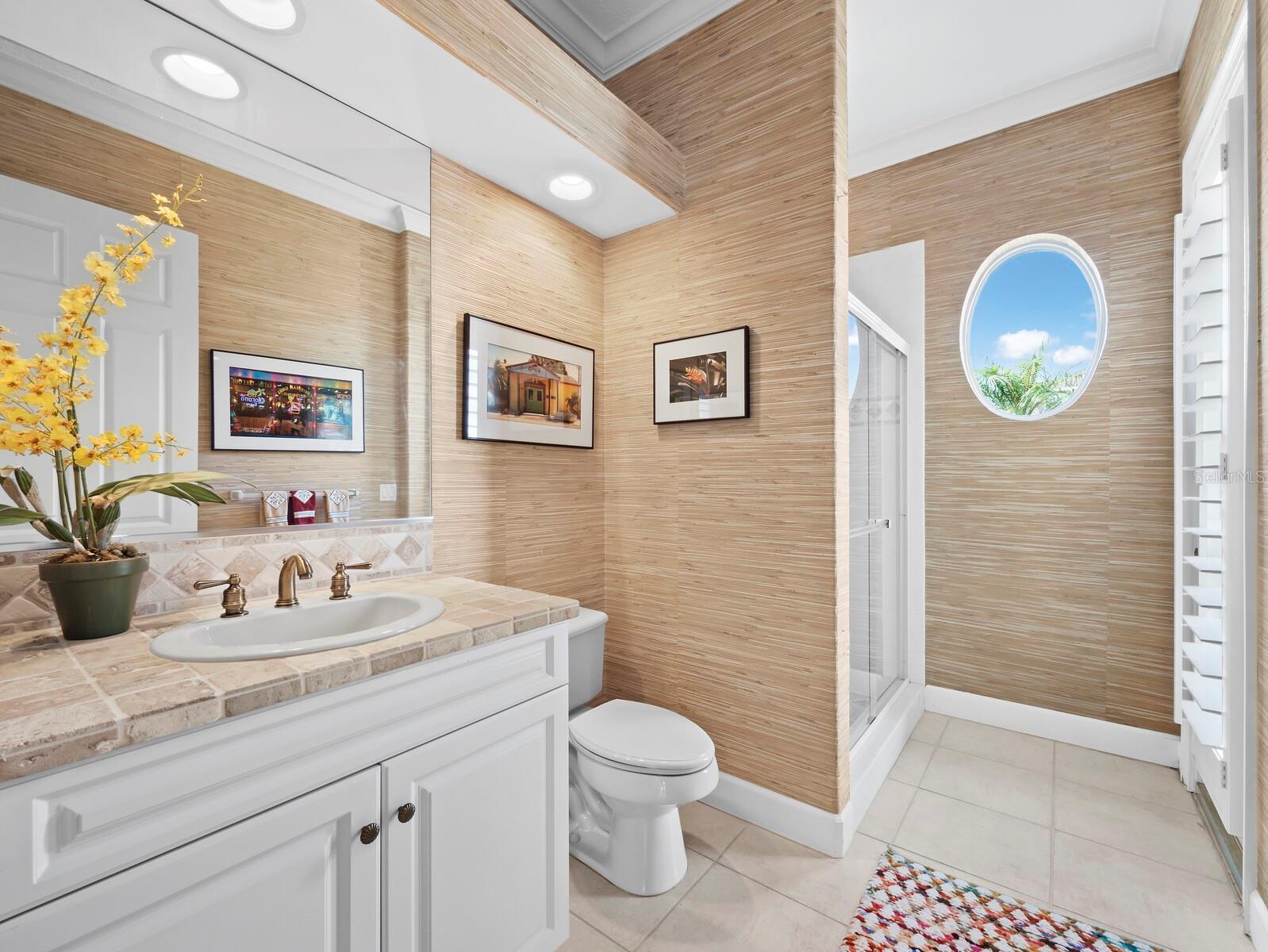 A4668083 Property Photo