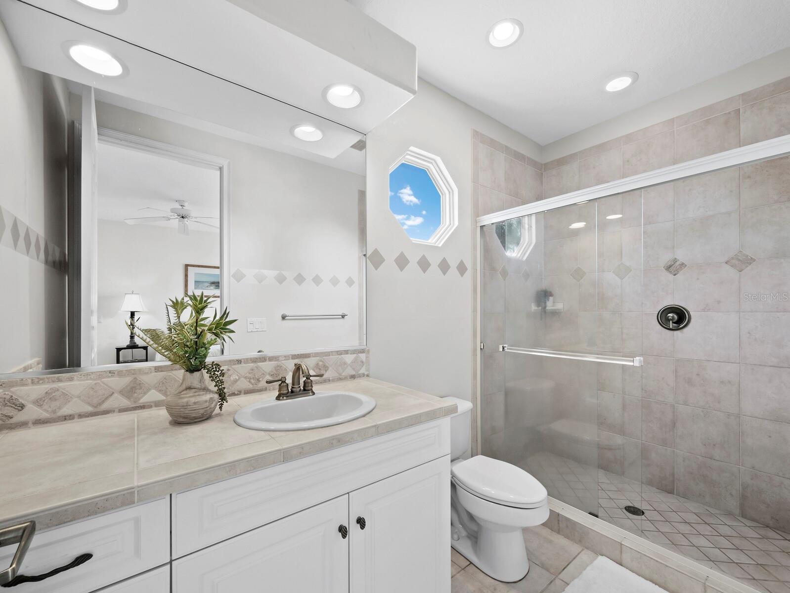 A4668083 Property Photo