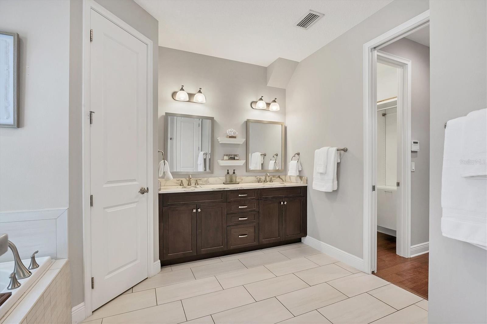 1815 GROVE ST, SARASOTA, FL, 34239