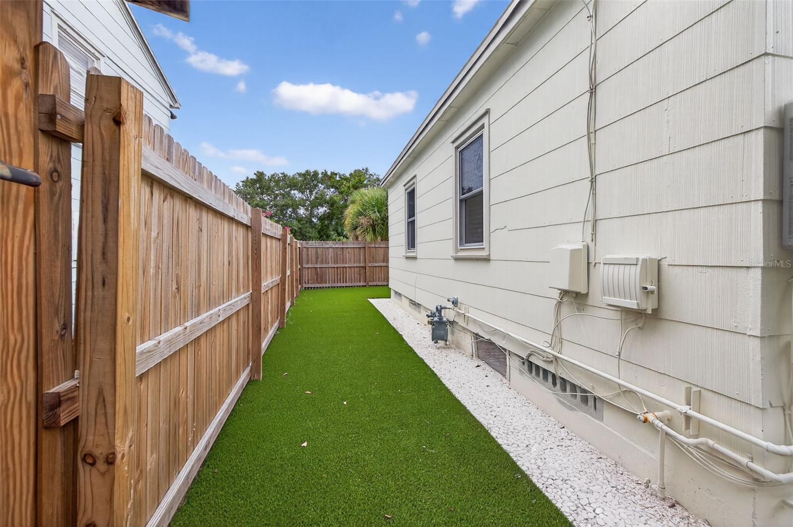 2501 OAKDALE ST S, ST PETERSBURG, FL, 33705