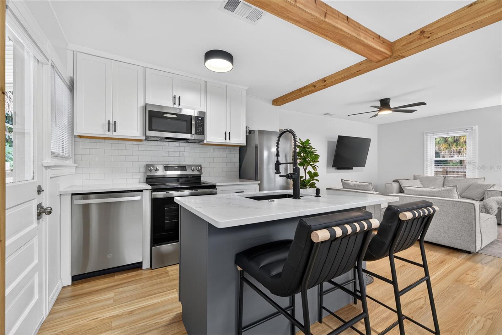 2501 OAKDALE ST S, ST PETERSBURG, FL, 33705