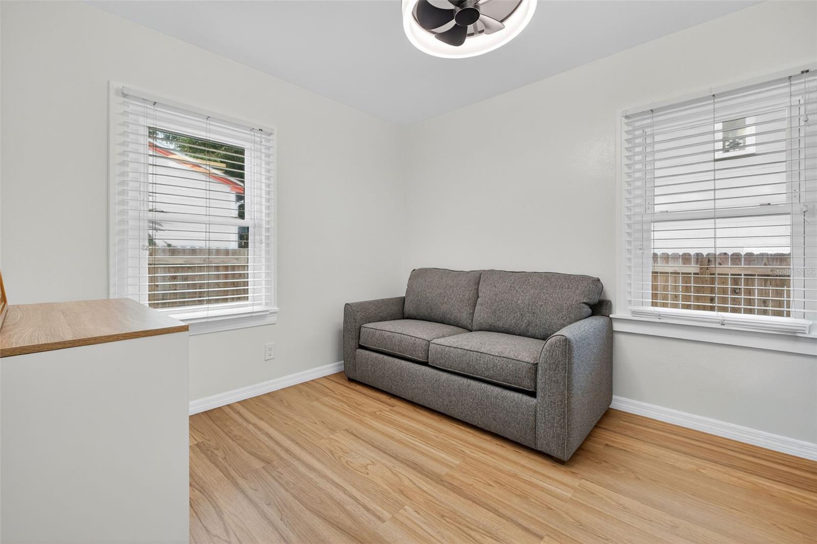 2501 OAKDALE ST S, ST PETERSBURG, FL, 33705