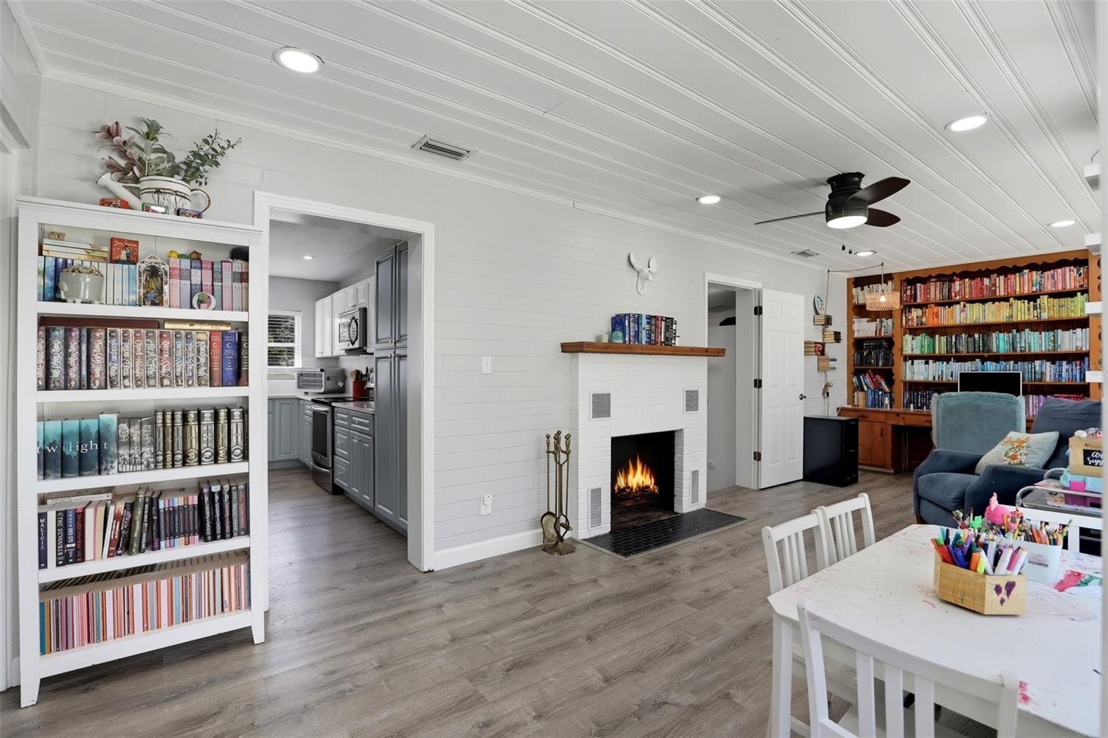 2305 BUCKMINSTER CIR, ORLANDO, FL, 32803