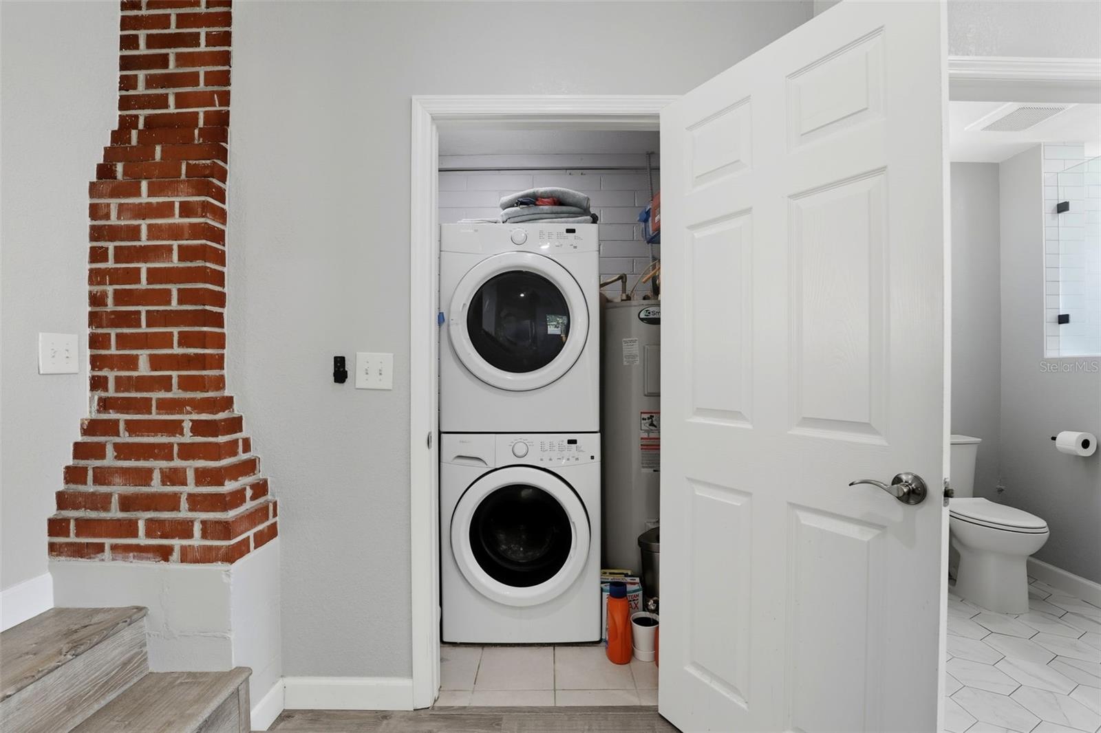 2305 BUCKMINSTER CIR, ORLANDO, FL, 32803