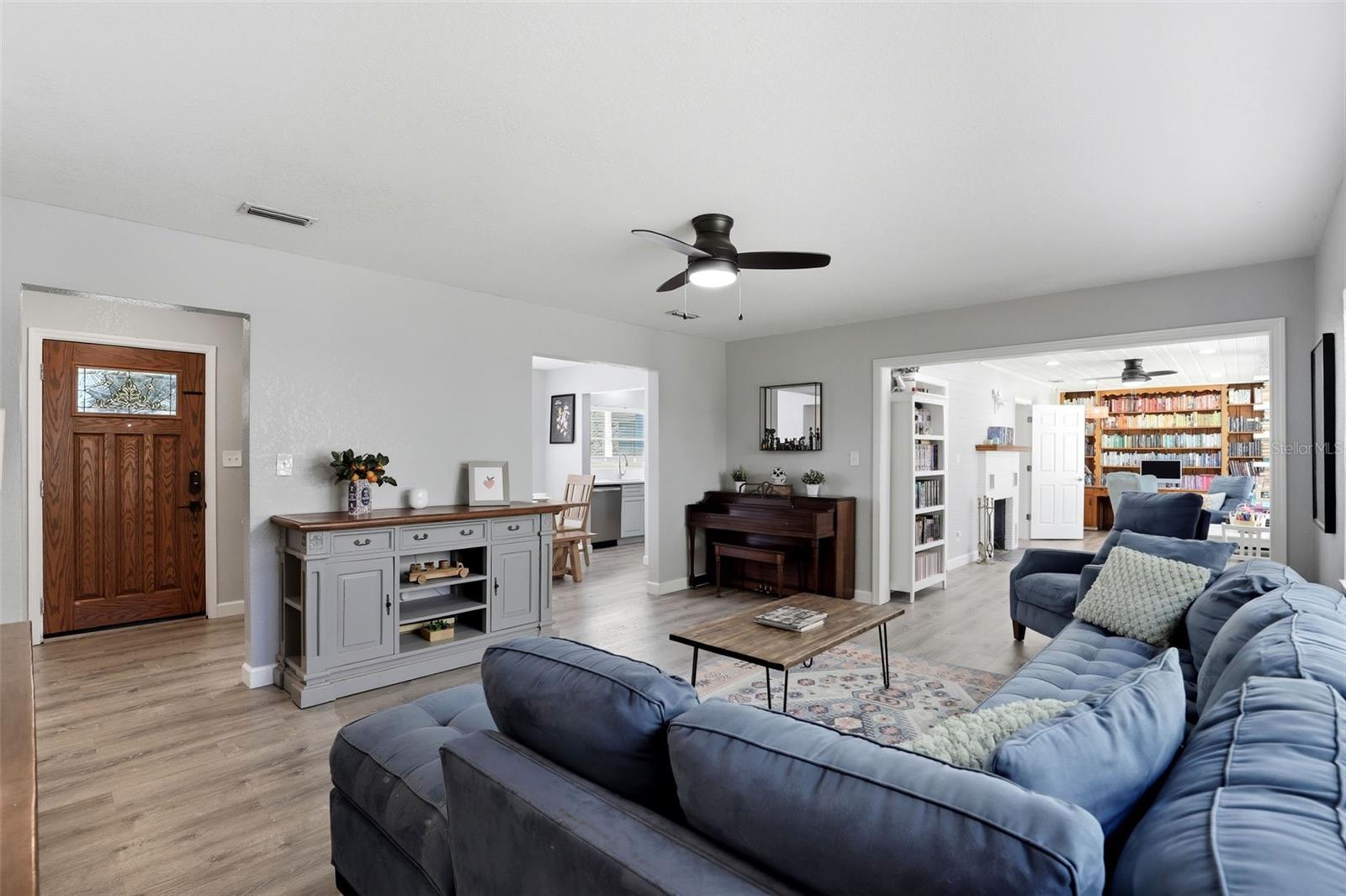 2305 BUCKMINSTER CIR, ORLANDO, FL, 32803