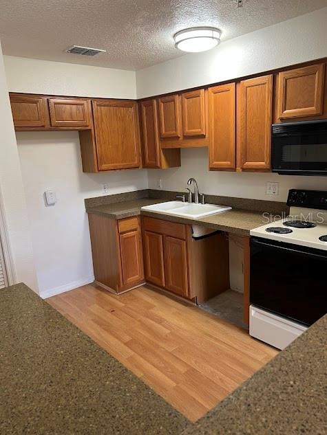 920 LOCH CARRON #16, APOPKA, FL, 32712