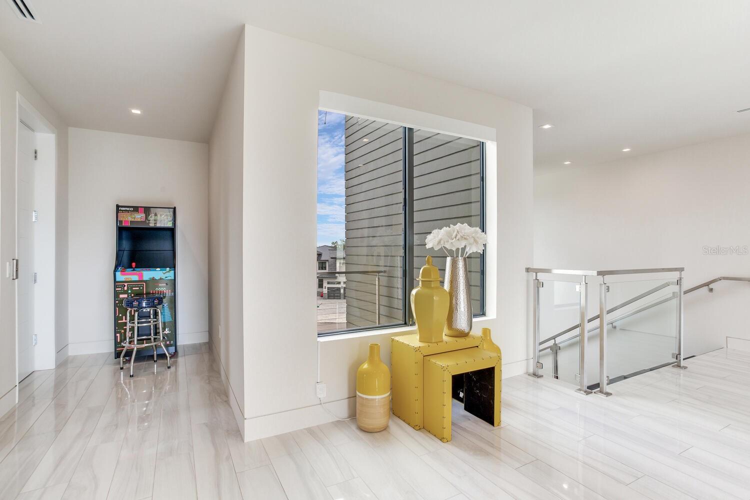 TB8436665 Property Photo