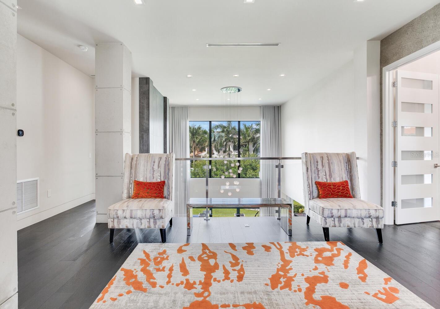 TB8436665 Property Photo