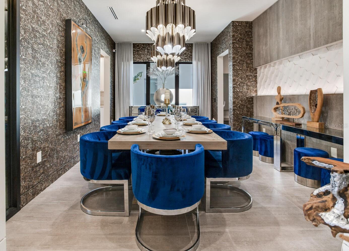 TB8436665 Property Photo