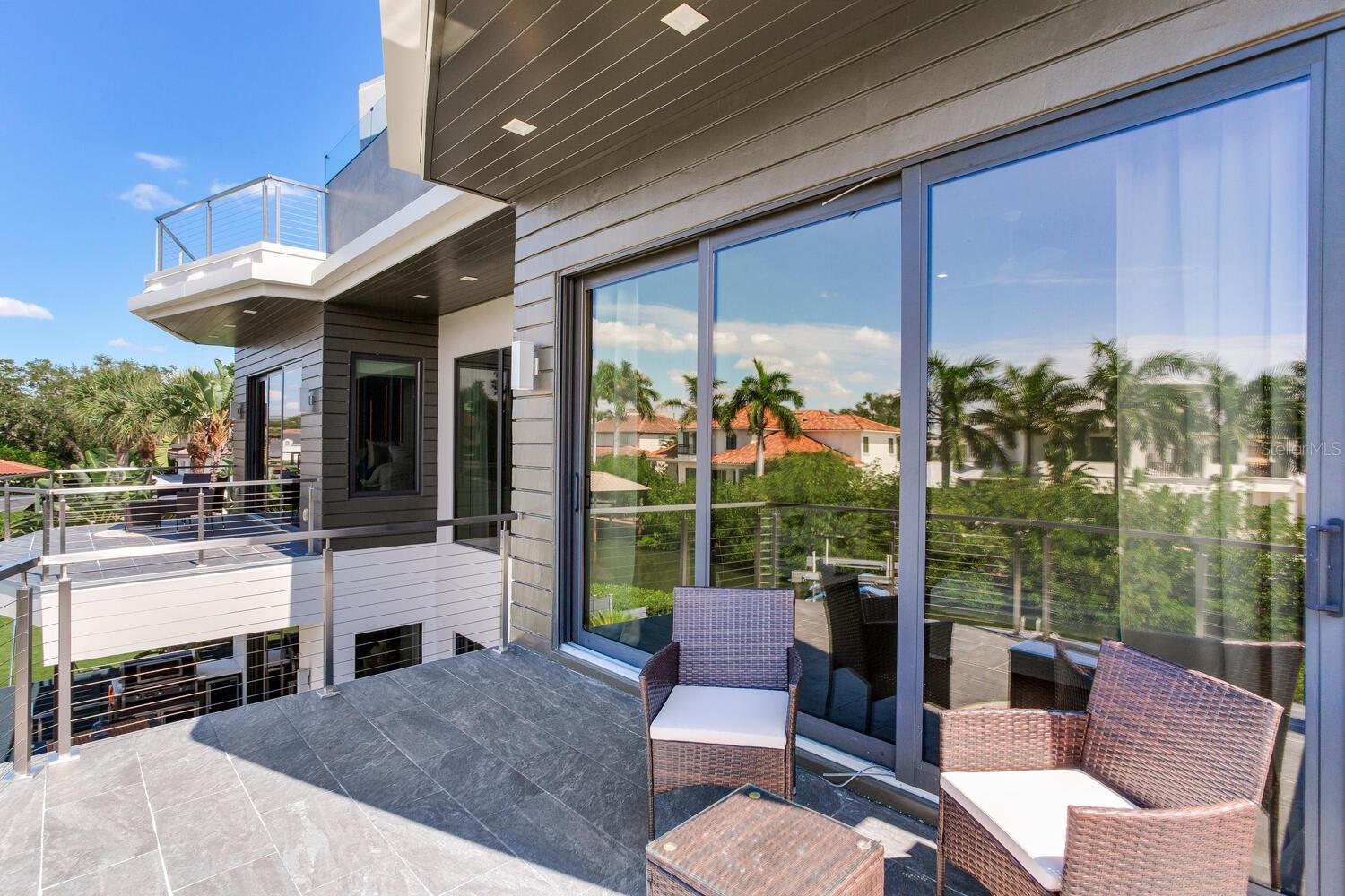 TB8436665 Property Photo