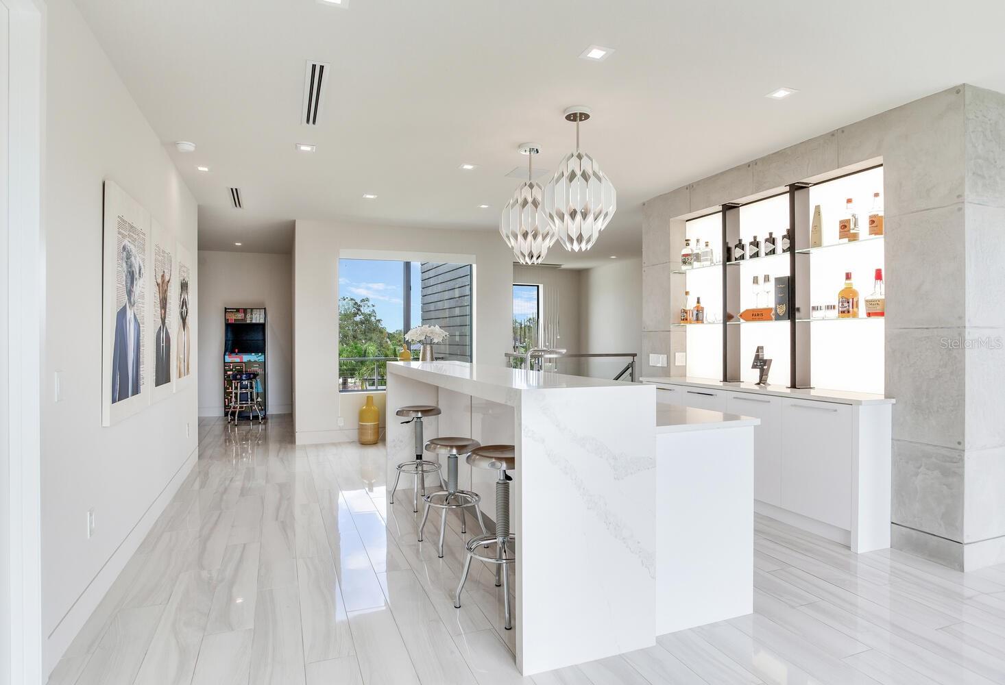 TB8436665 Property Photo