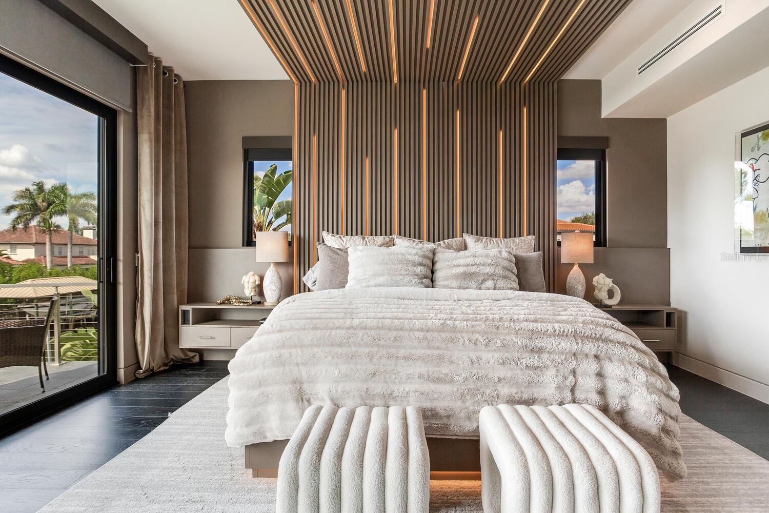 TB8436665 Property Photo