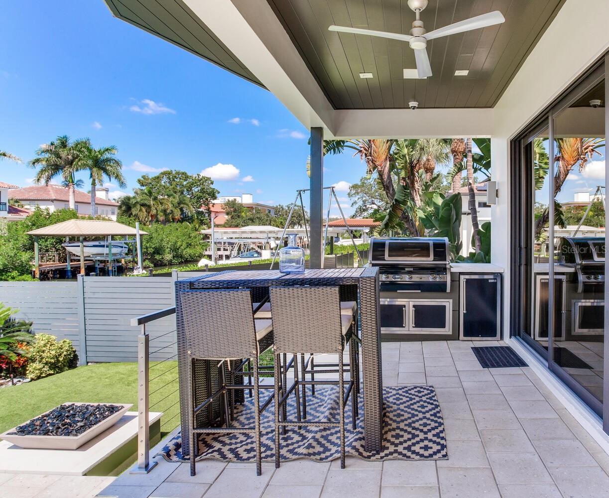 TB8436665 Property Photo