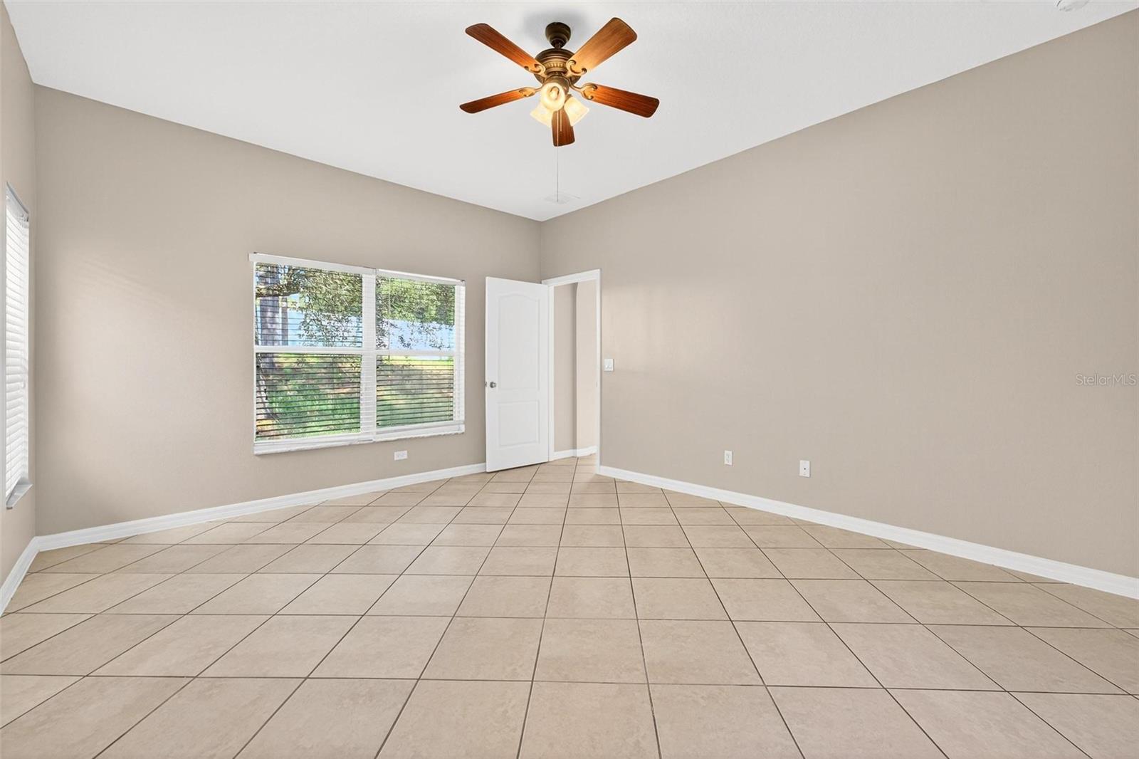 1412 LONGVILLE CIR, TAVARES, FL, 32778