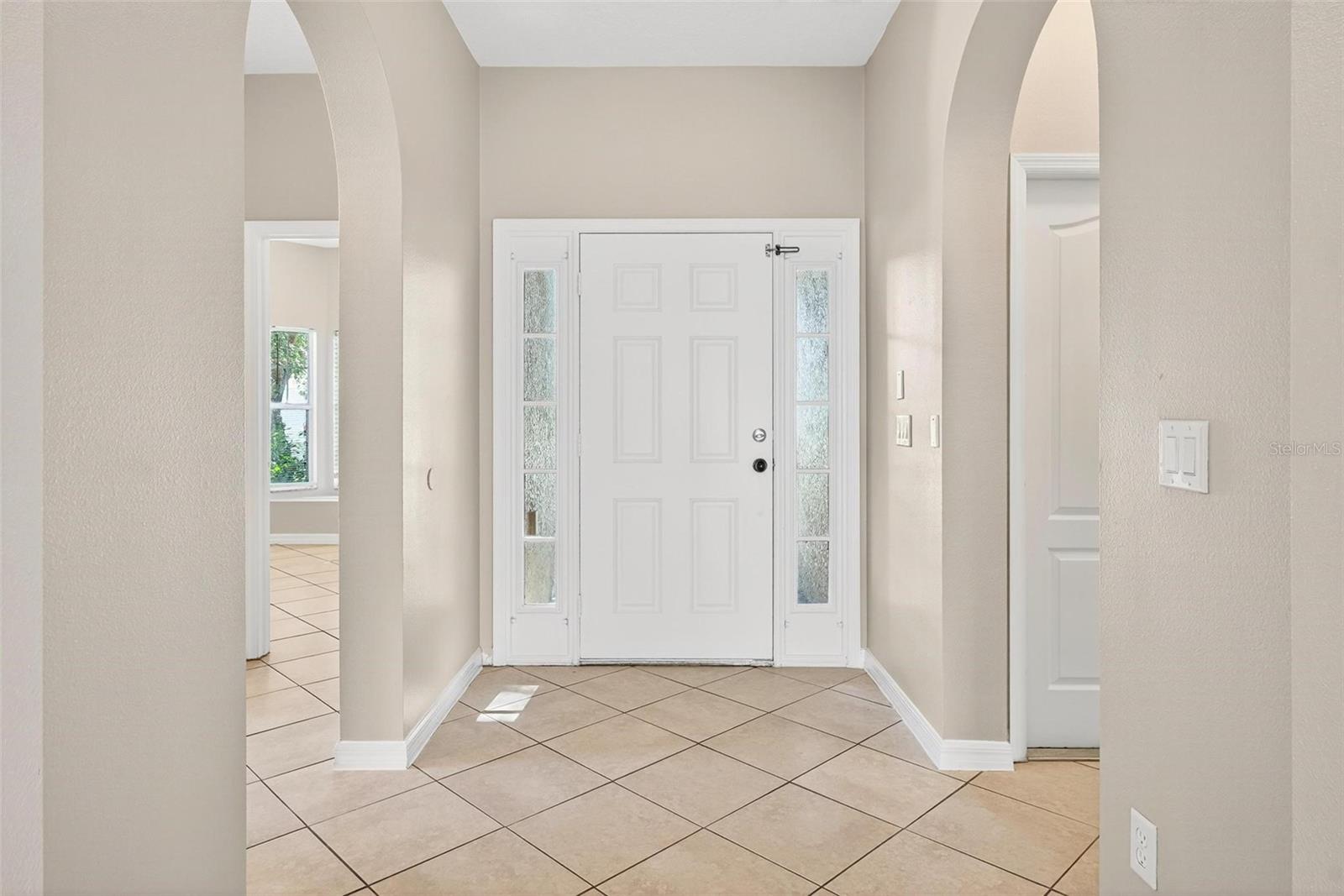 1412 LONGVILLE CIR, TAVARES, FL, 32778