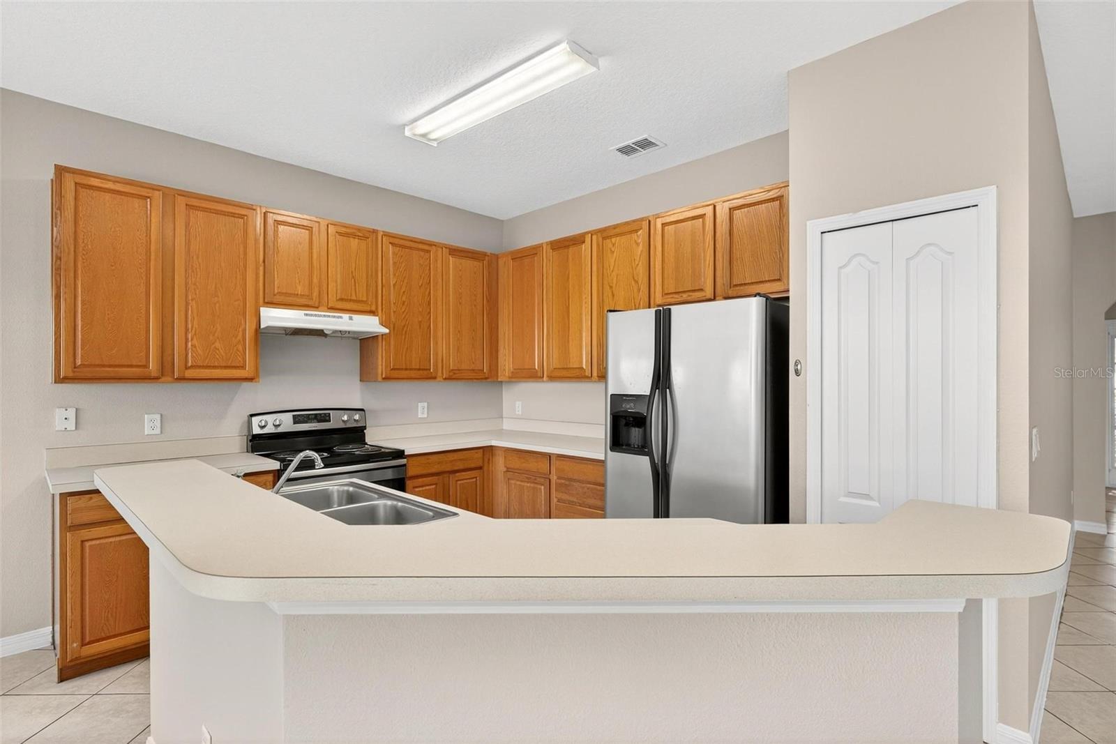 1412 LONGVILLE CIR, TAVARES, FL, 32778