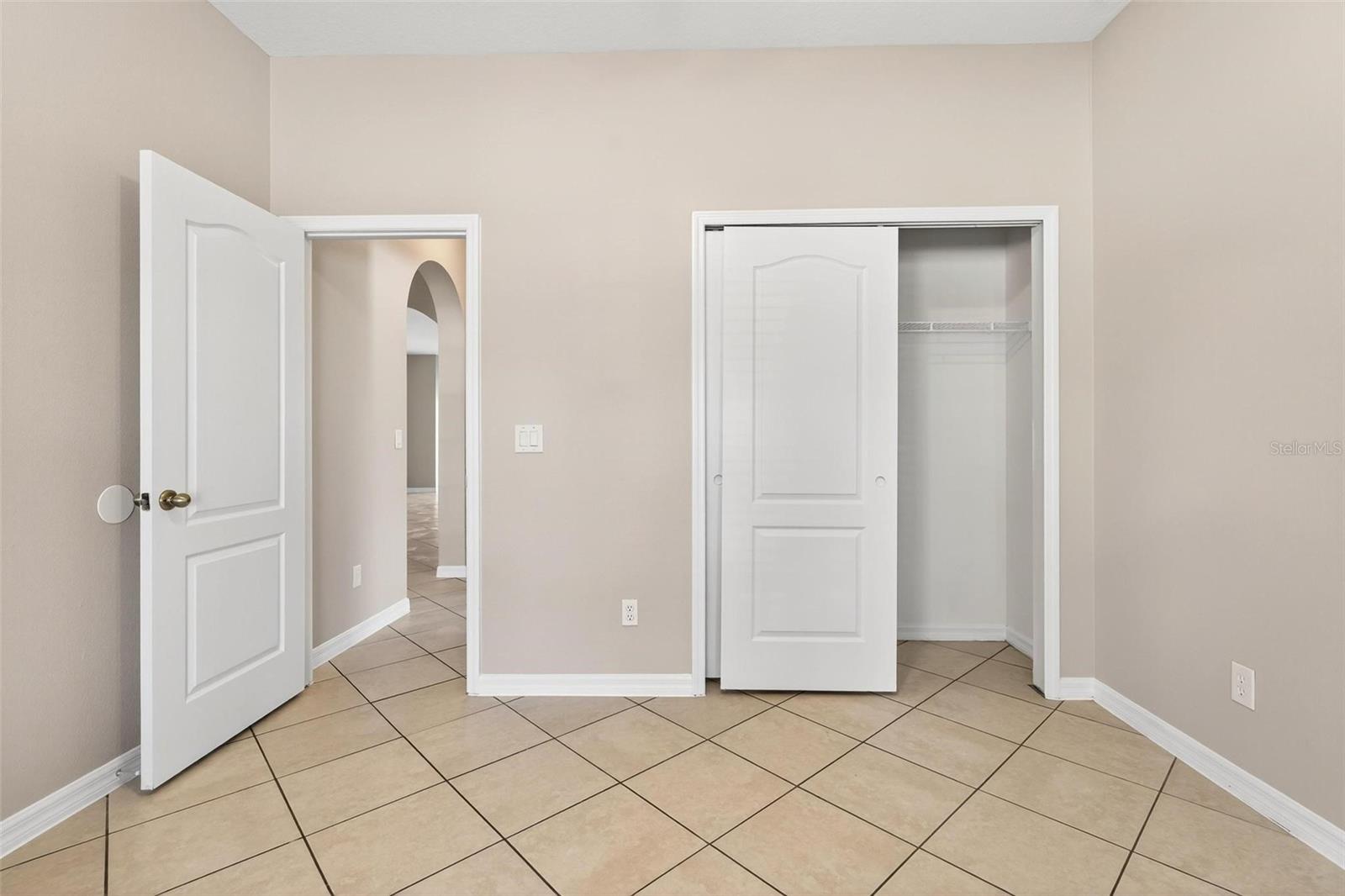 1412 LONGVILLE CIR, TAVARES, FL, 32778