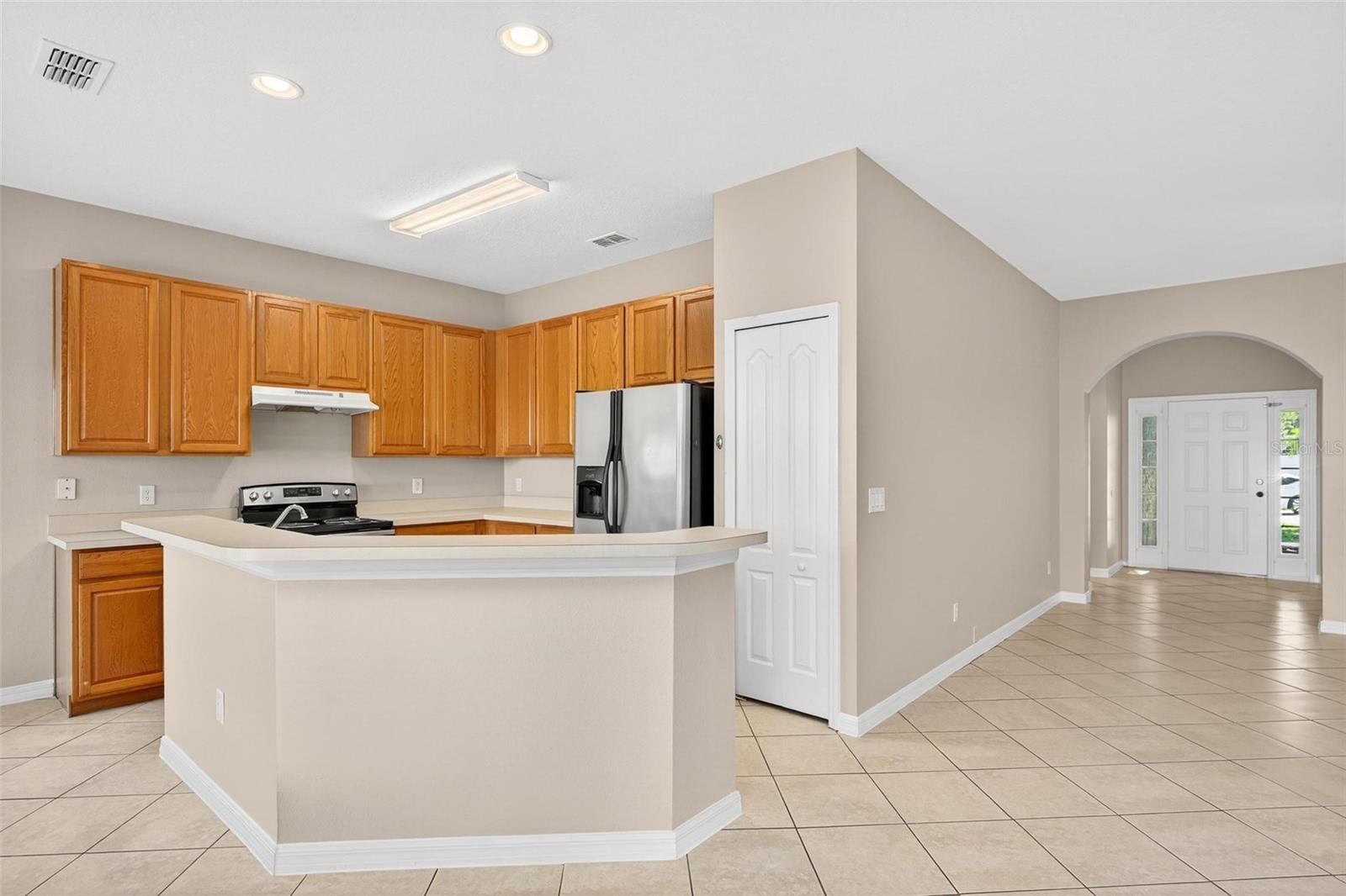 1412 LONGVILLE CIR, TAVARES, FL, 32778