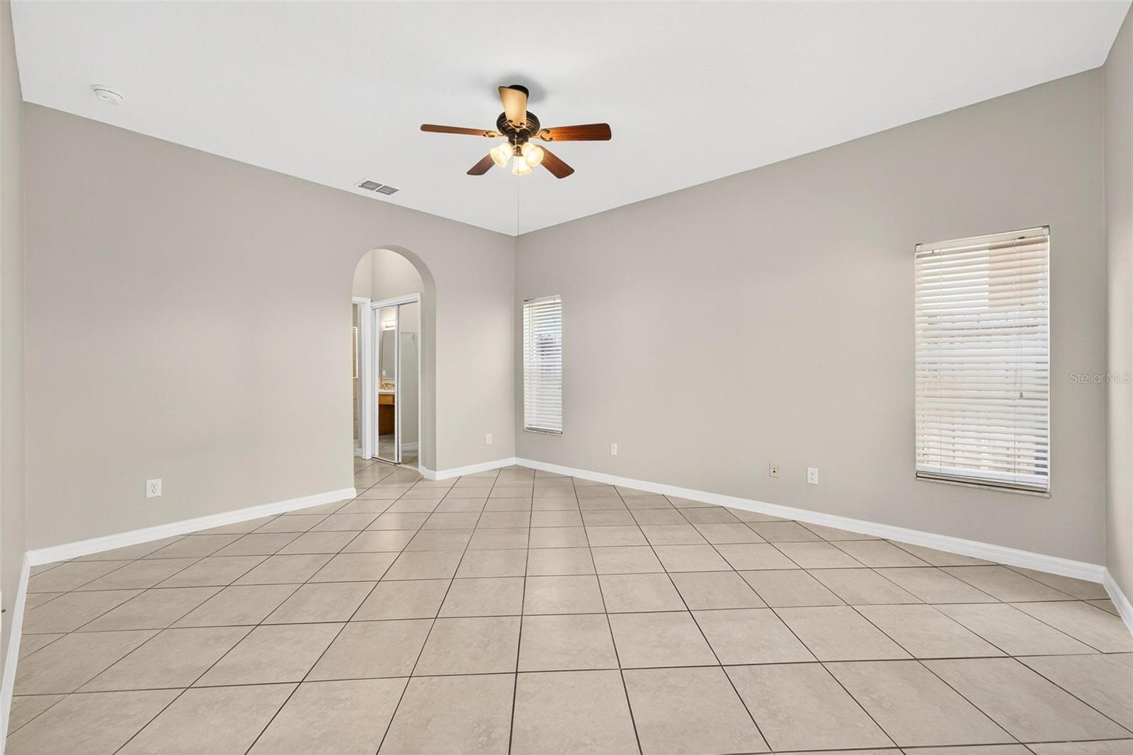 1412 LONGVILLE CIR, TAVARES, FL, 32778