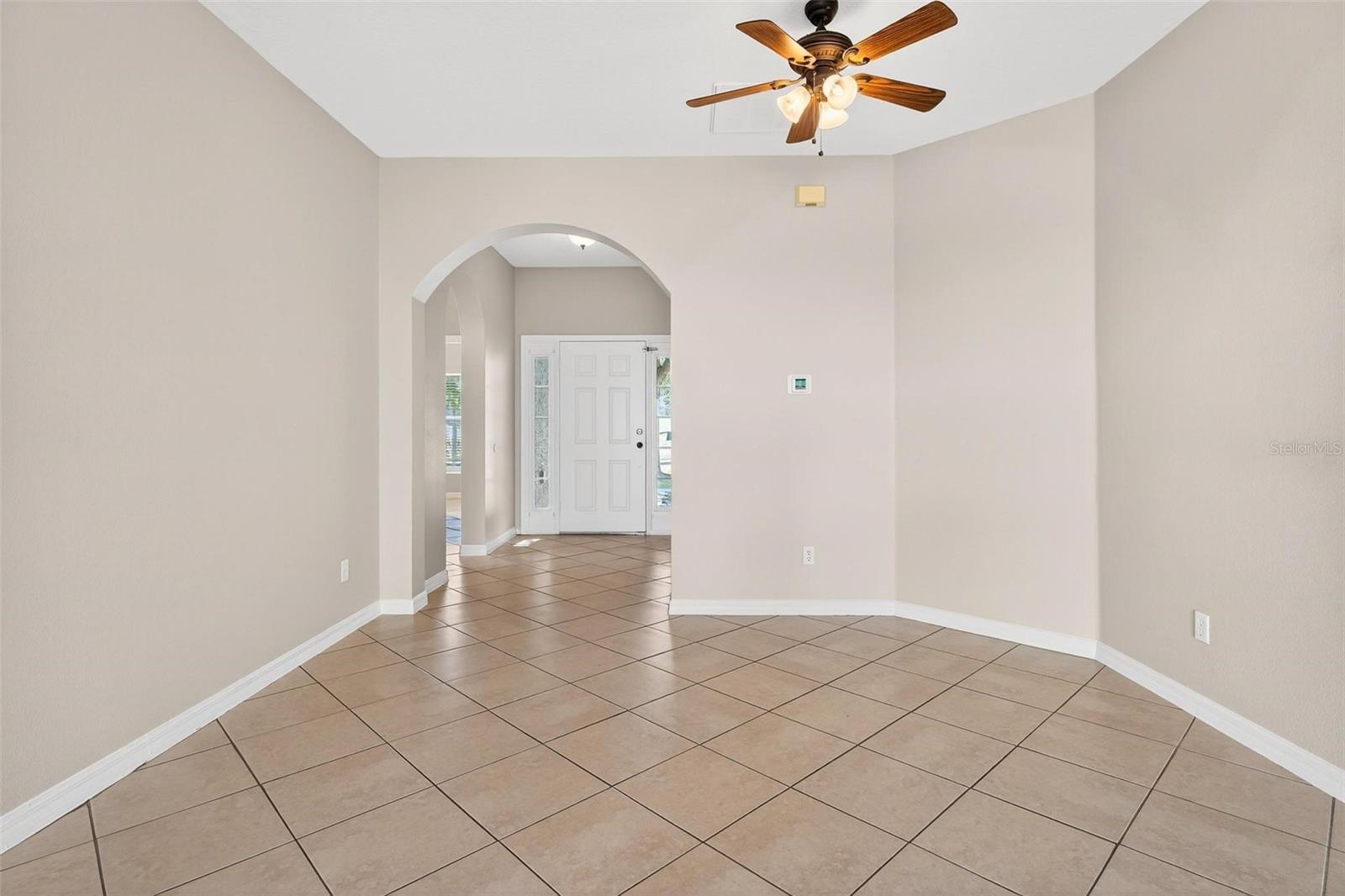 1412 LONGVILLE CIR, TAVARES, FL, 32778