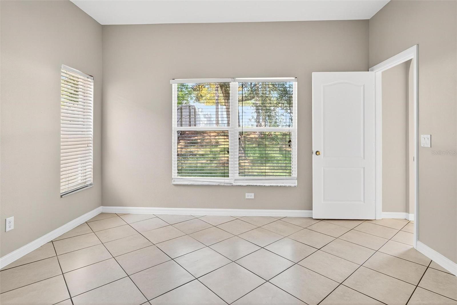 1412 LONGVILLE CIR, TAVARES, FL, 32778