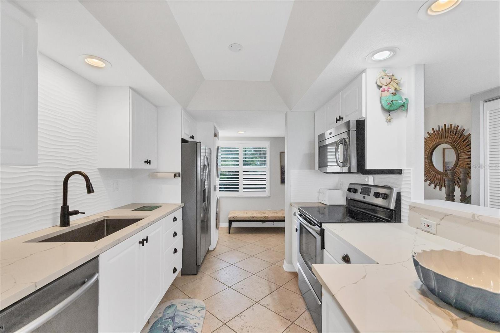 4325 GULF OF MEXICO DR #102, LONGBOAT KEY, FL, 34228