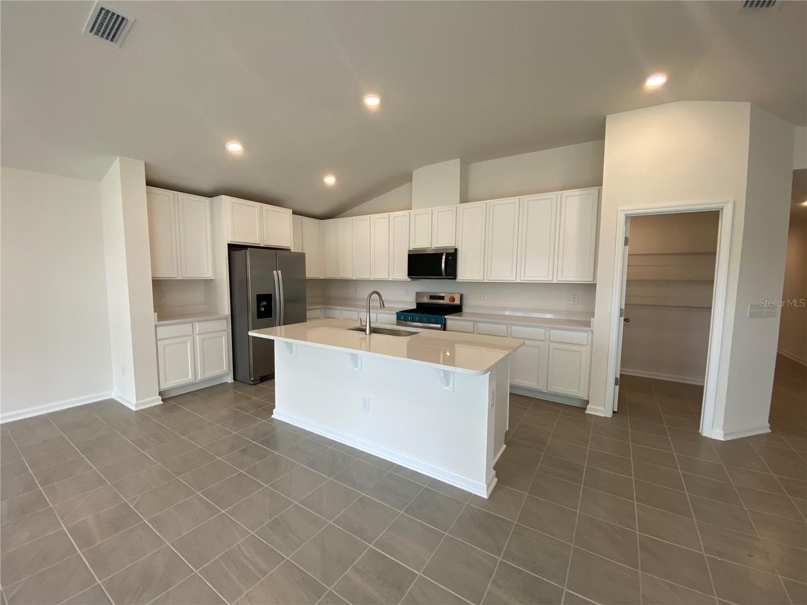 42 CAMELLIA ST, PALM COAST, FL, 32137