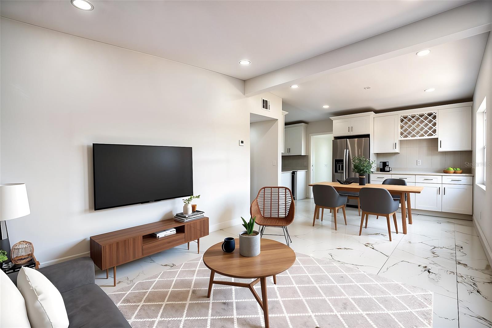 9511 N WILLOW AVE, TAMPA, FL, 33612