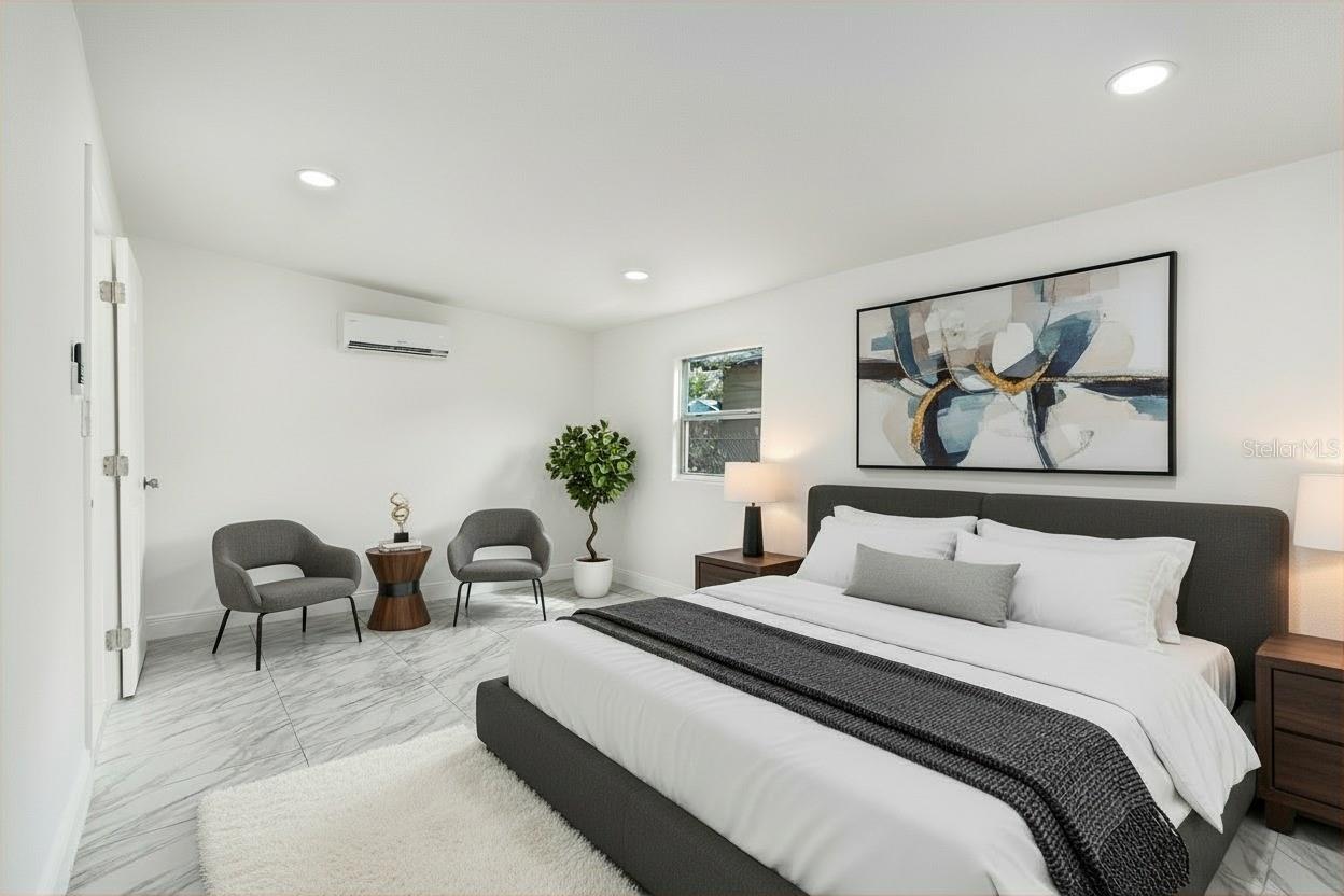 9511 N WILLOW AVE, TAMPA, FL, 33612