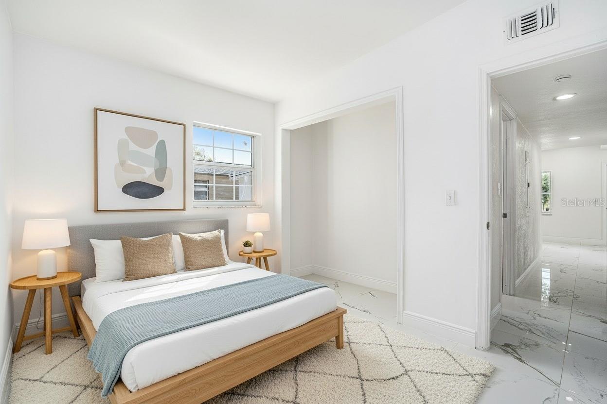 9511 N WILLOW AVE, TAMPA, FL, 33612