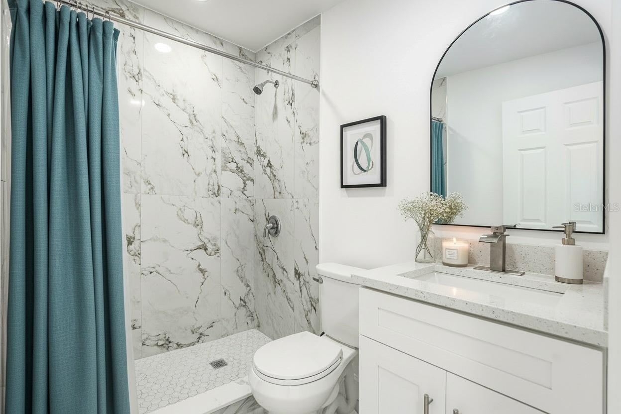 9511 N WILLOW AVE, TAMPA, FL, 33612