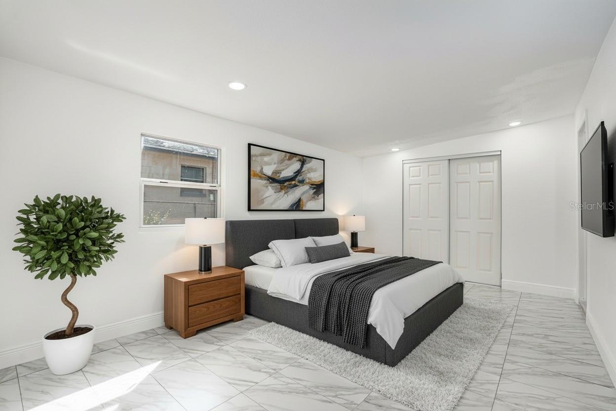 9511 N WILLOW AVE, TAMPA, FL, 33612