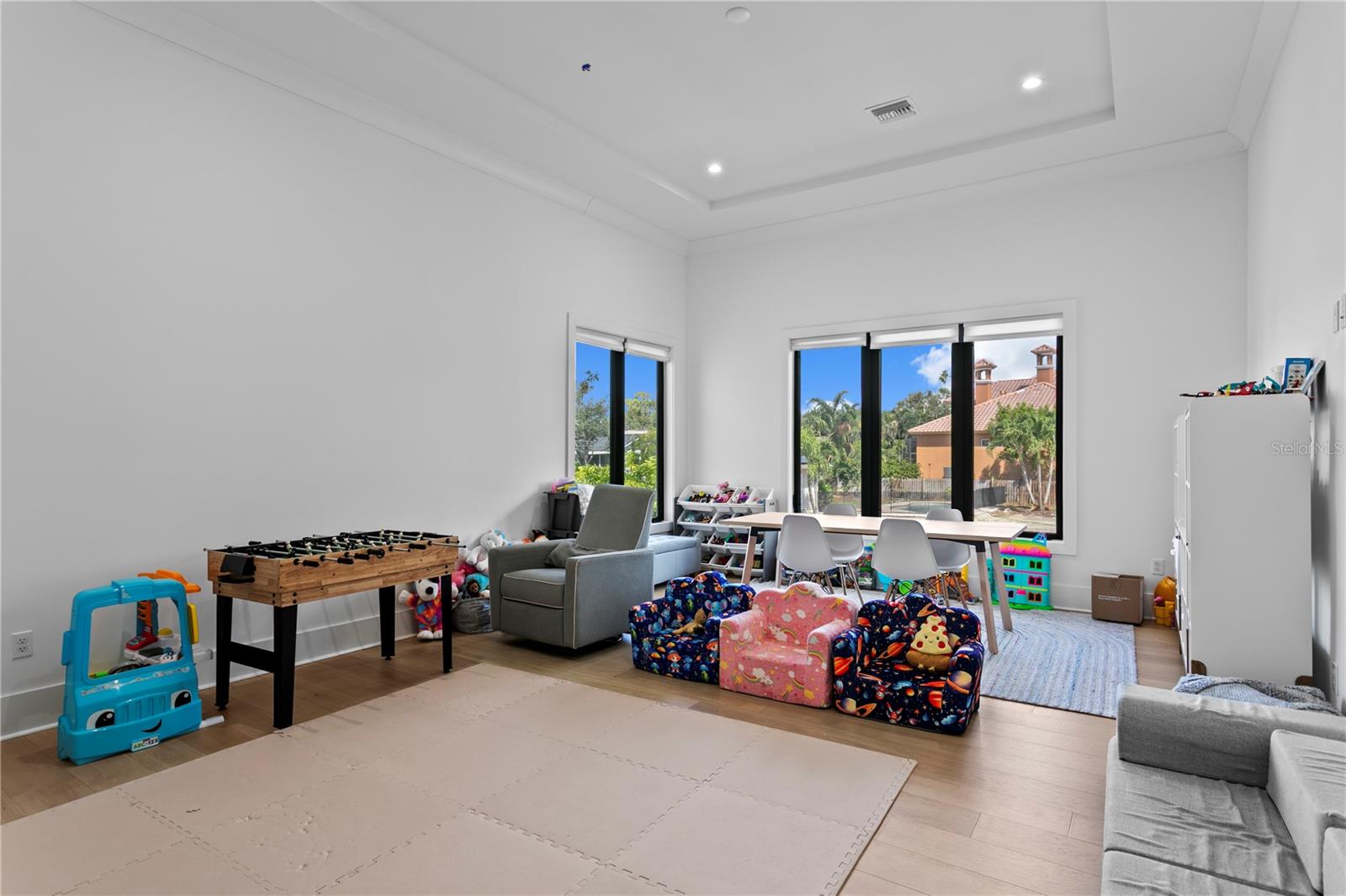 4300 BAYSHORE BLVD NE, ST PETERSBURG, FL, 33703