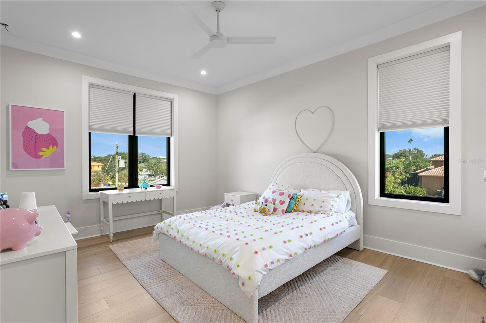 4300 BAYSHORE BLVD NE, ST PETERSBURG, FL, 33703