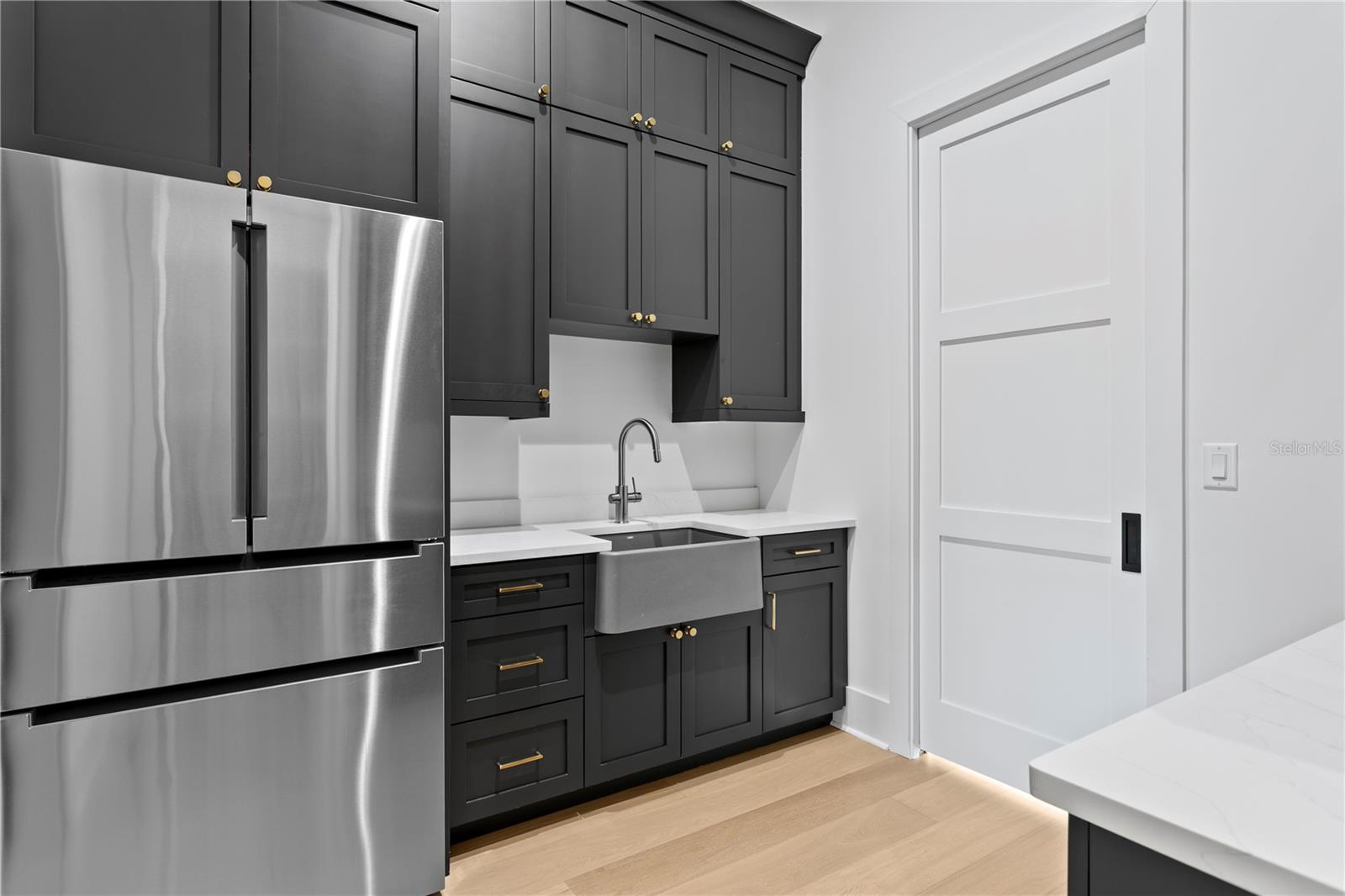 4300 BAYSHORE BLVD NE, ST PETERSBURG, FL, 33703