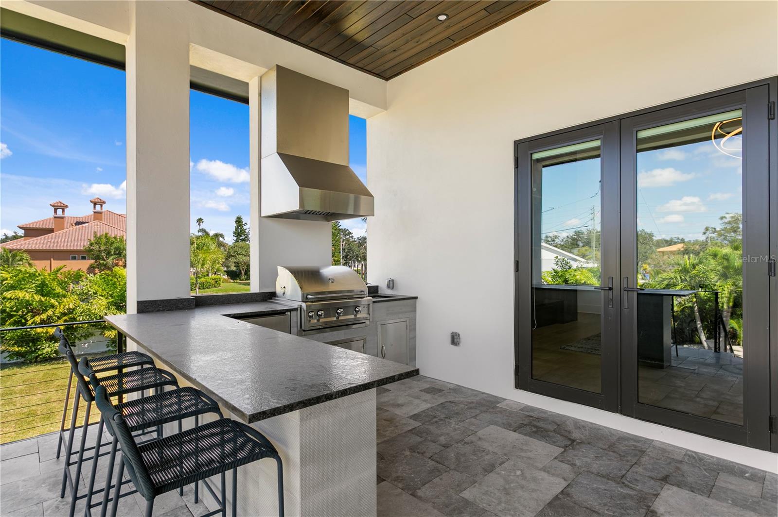 4300 BAYSHORE BLVD NE, ST PETERSBURG, FL, 33703