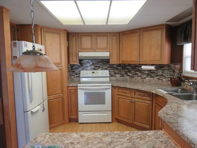 2107 PALMA SOLA BLVD #8, BRADENTON, FL, 34209