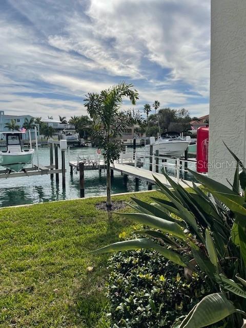 323 MADEIRA CIR, TIERRA VERDE, FL, 33715