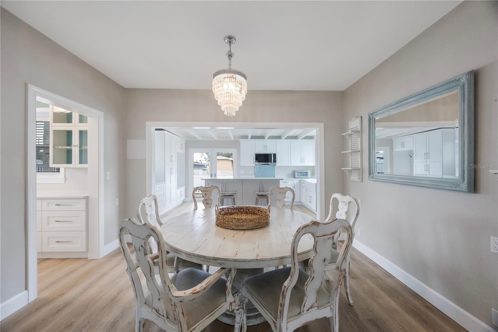 15565 GULF BLVD, REDINGTON BEACH, FL, 33708