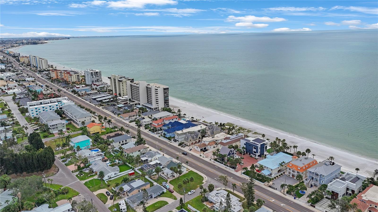 15565 GULF BLVD, REDINGTON BEACH, FL, 33708