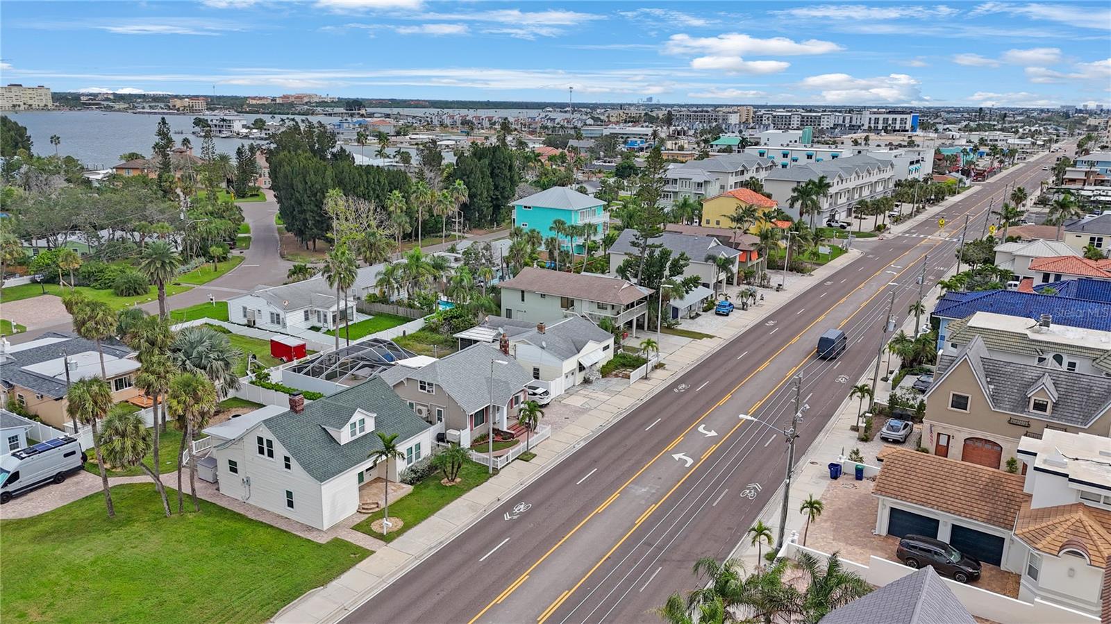 15565 GULF BLVD, REDINGTON BEACH, FL, 33708