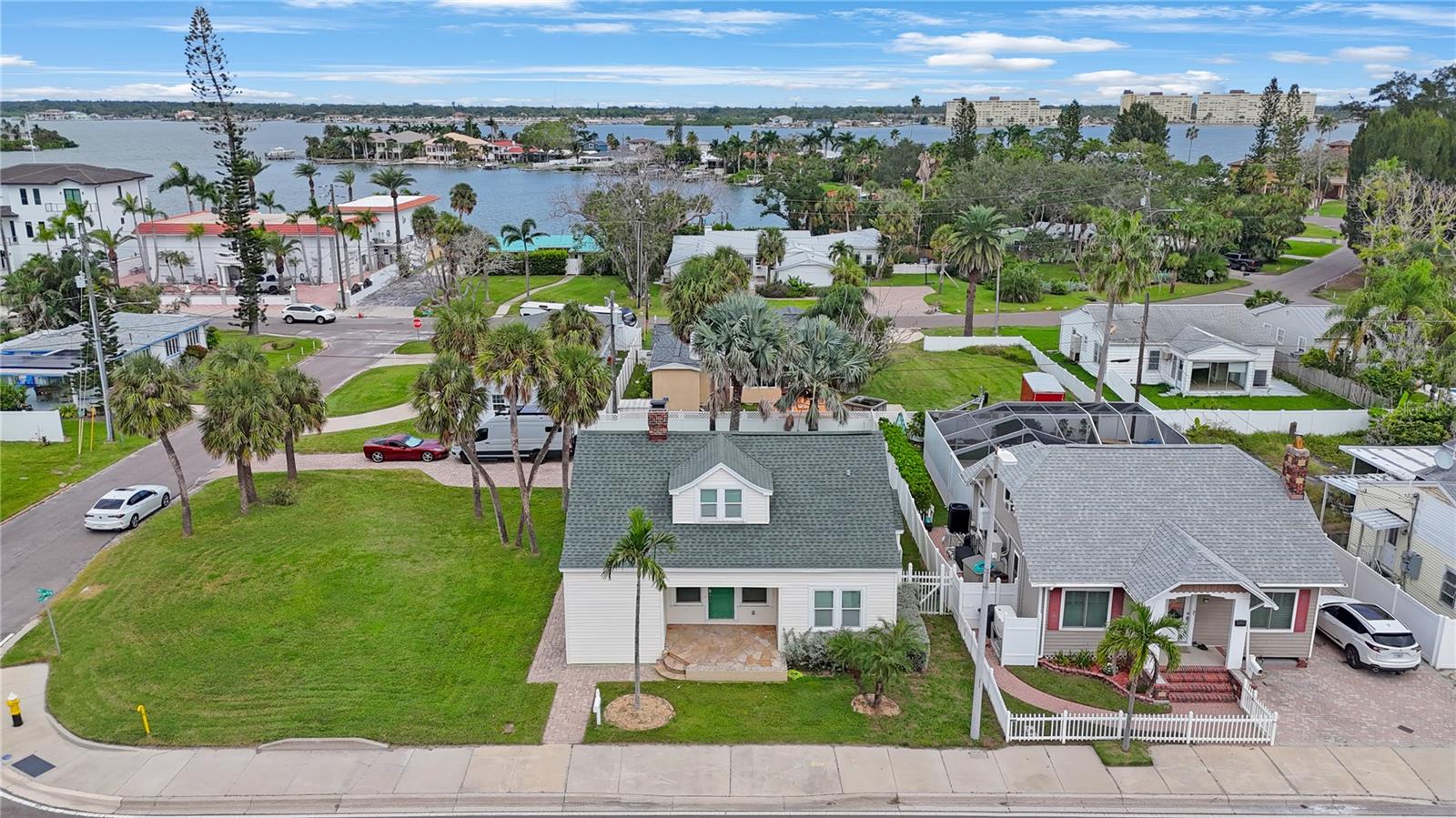 15565 GULF BLVD, REDINGTON BEACH, FL, 33708