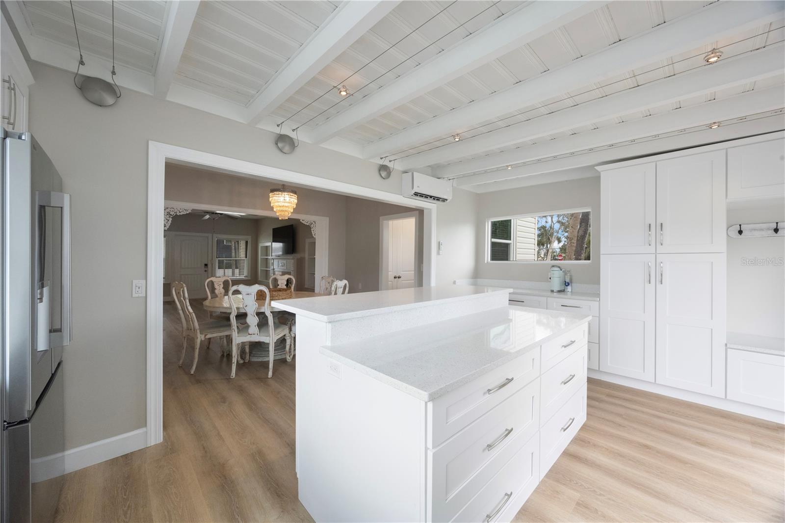 15565 GULF BLVD, REDINGTON BEACH, FL, 33708