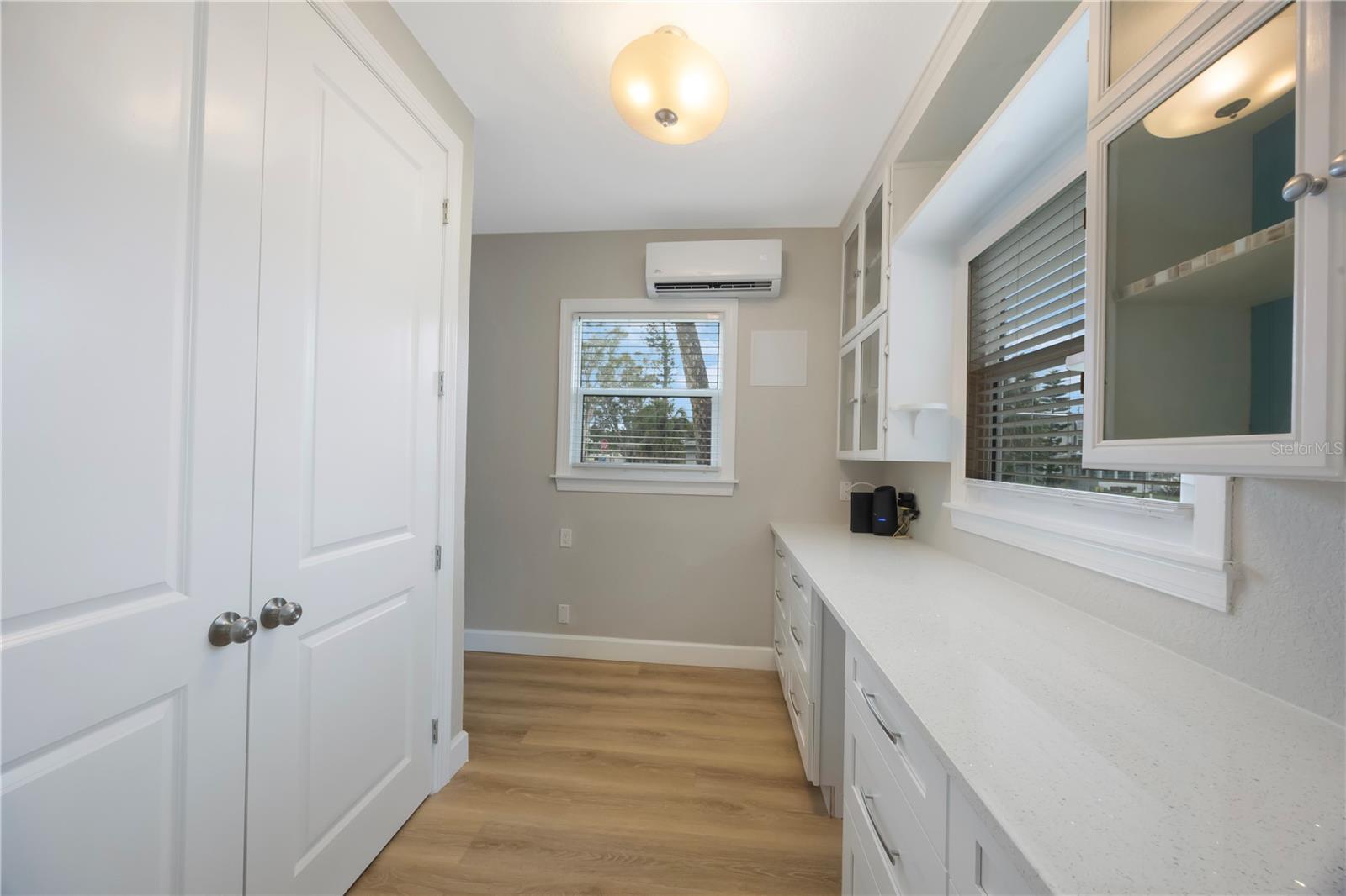 15565 GULF BLVD, REDINGTON BEACH, FL, 33708