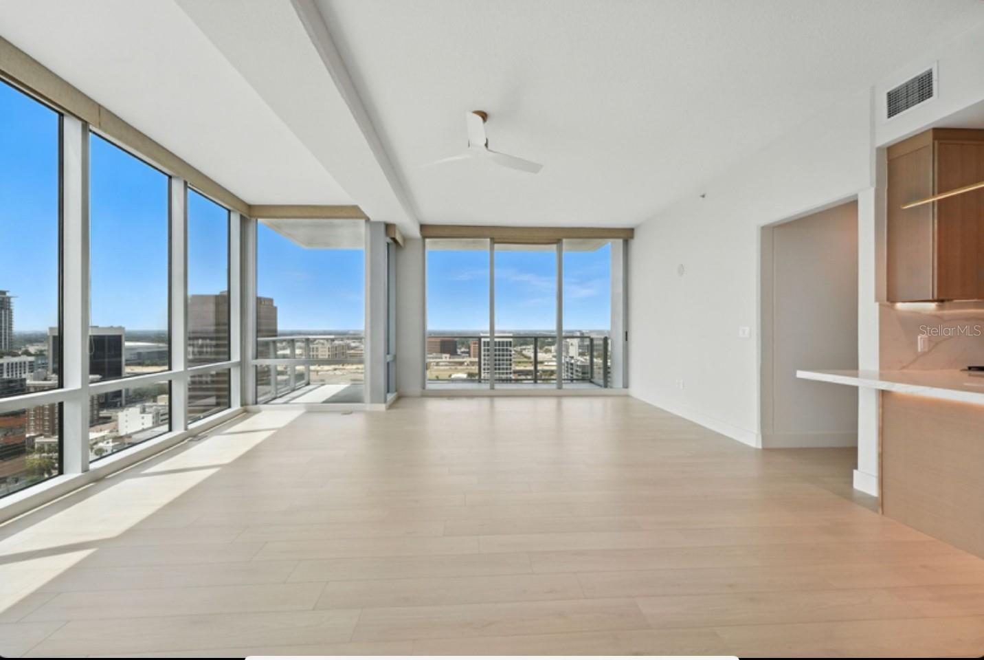 150 E ROBINSON ST #2102, ORLANDO, FL, 32801