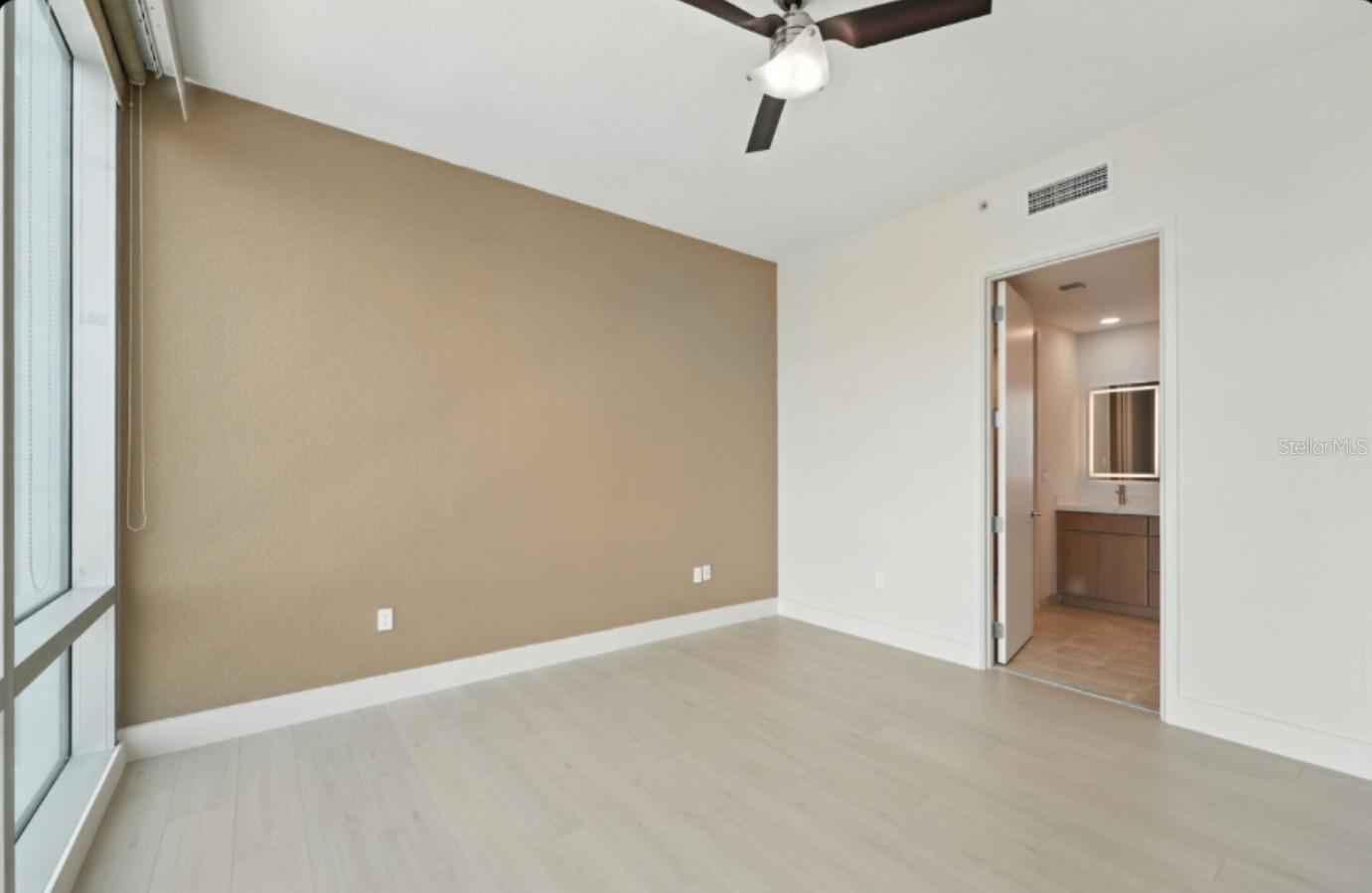 150 E ROBINSON ST #2102, ORLANDO, FL, 32801